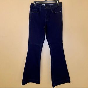 High-Rise Stretch Flare